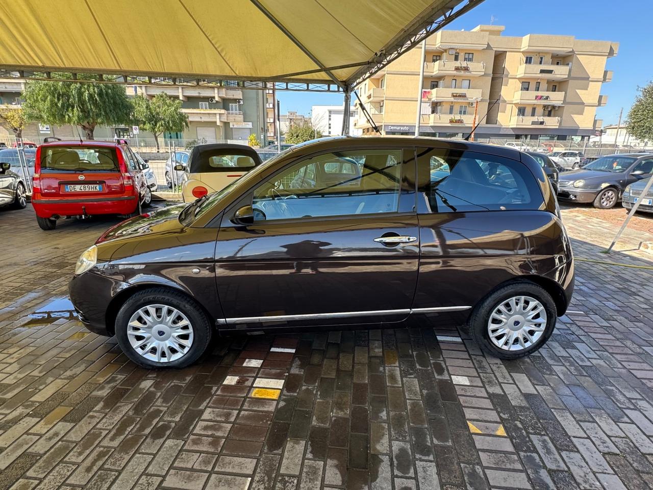 Lancia Ypsilon 1.3 MJT 90 CV Platino