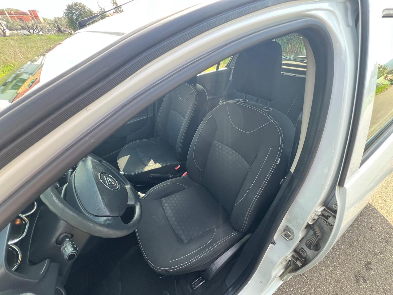 Dacia Sandero 1.2 GPL 75CV Ambiance