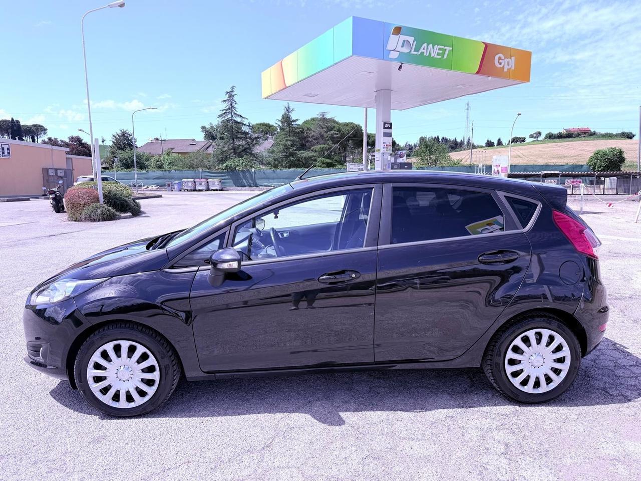 Ford Fiesta 1.5 TDCi 75CV 5 porte Black & White Edition