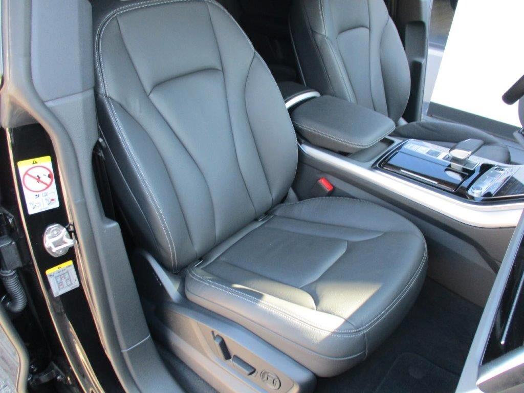 Audi Q8 SUV 45 TDI quattro tiptronic S line edition