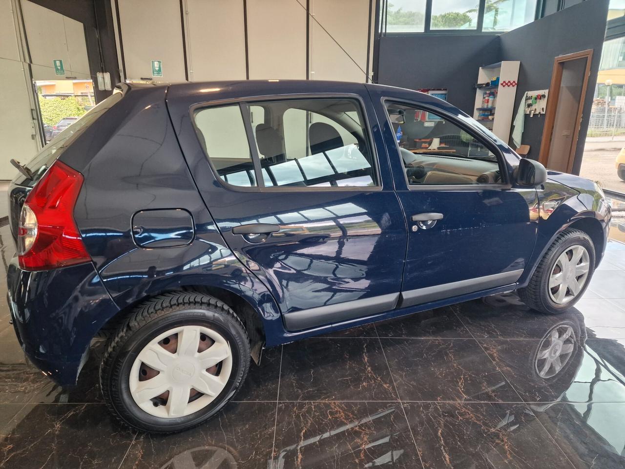 Dacia Sandero 1.2 16V Lauréate, 120 mila chilometri