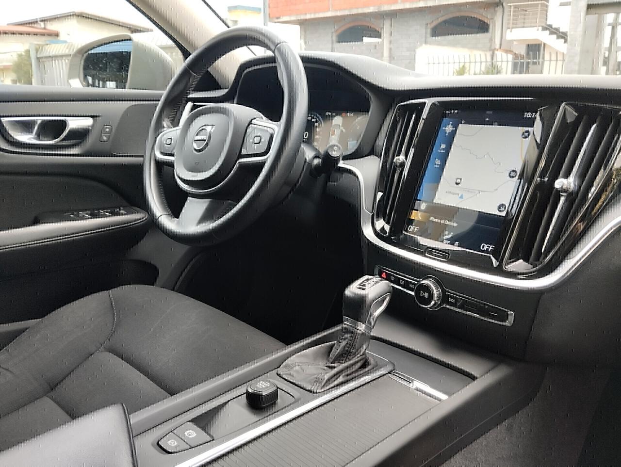 VOLVO V60 S.W. D3 Geartronic Business Plus