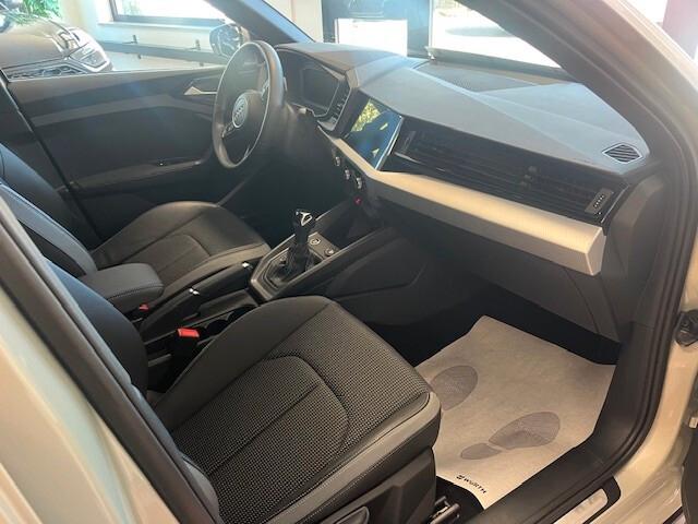 Audi A1 SPB 35 TFSI S tronic line edition Alstreet