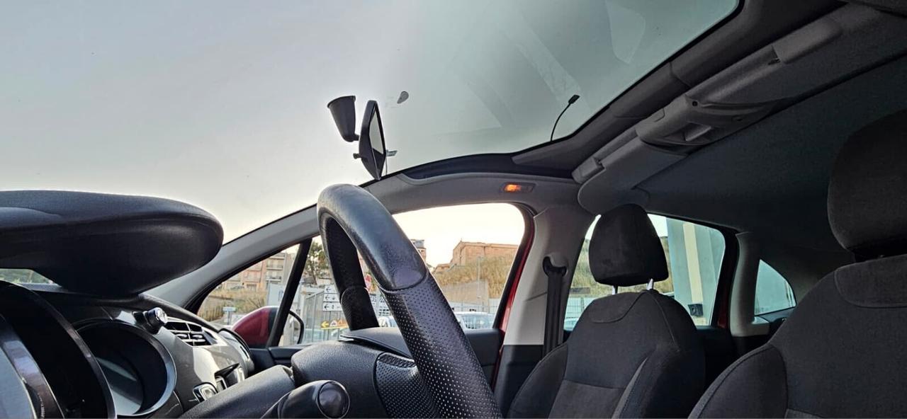 Citroen C3 1.6 HDi 90 cv Exclusive