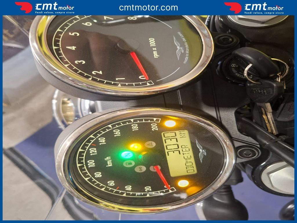 Moto Guzzi V7 - 2018