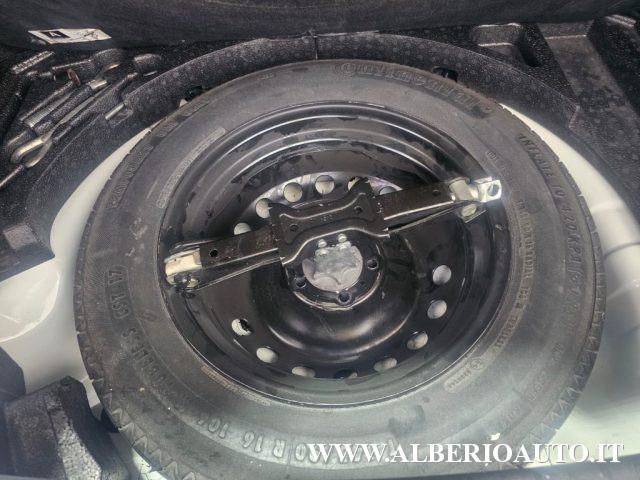 NISSAN Qashqai 1.5 dCi DPF Tekna