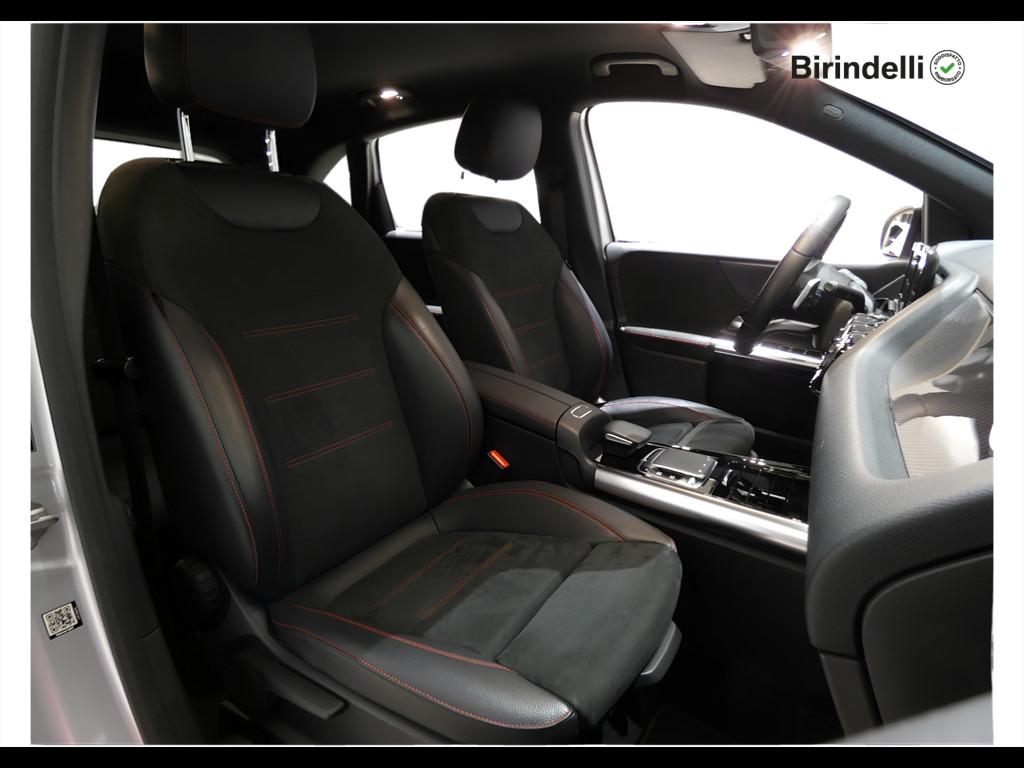 Mercedes-Benz Classe B (W247) - B 180 Automatic Premium