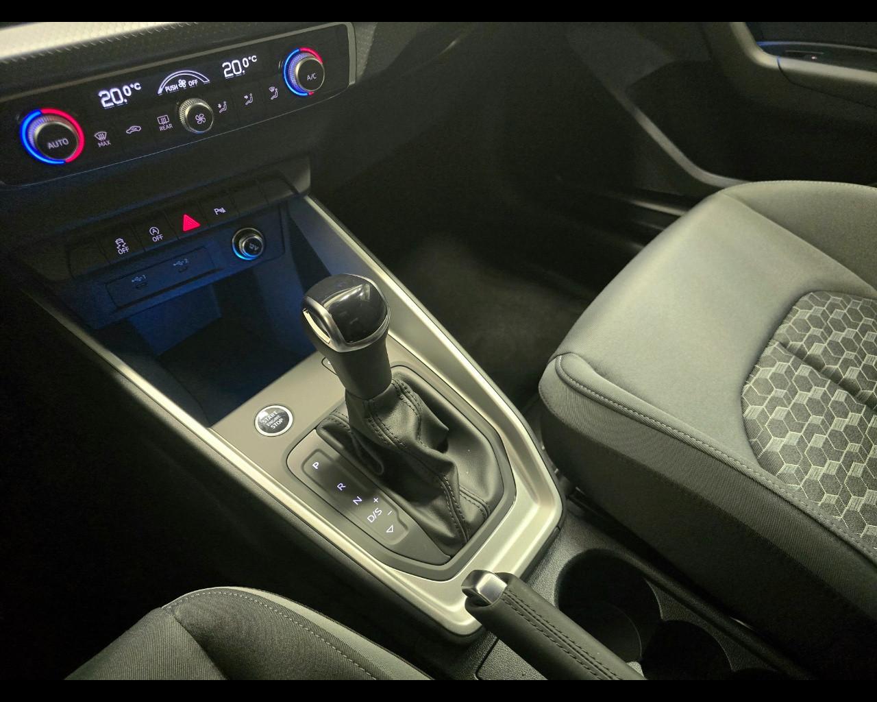 AUDI A1 SPORTBACK 30 TFSI S-TRONIC S-LINE EDTION
