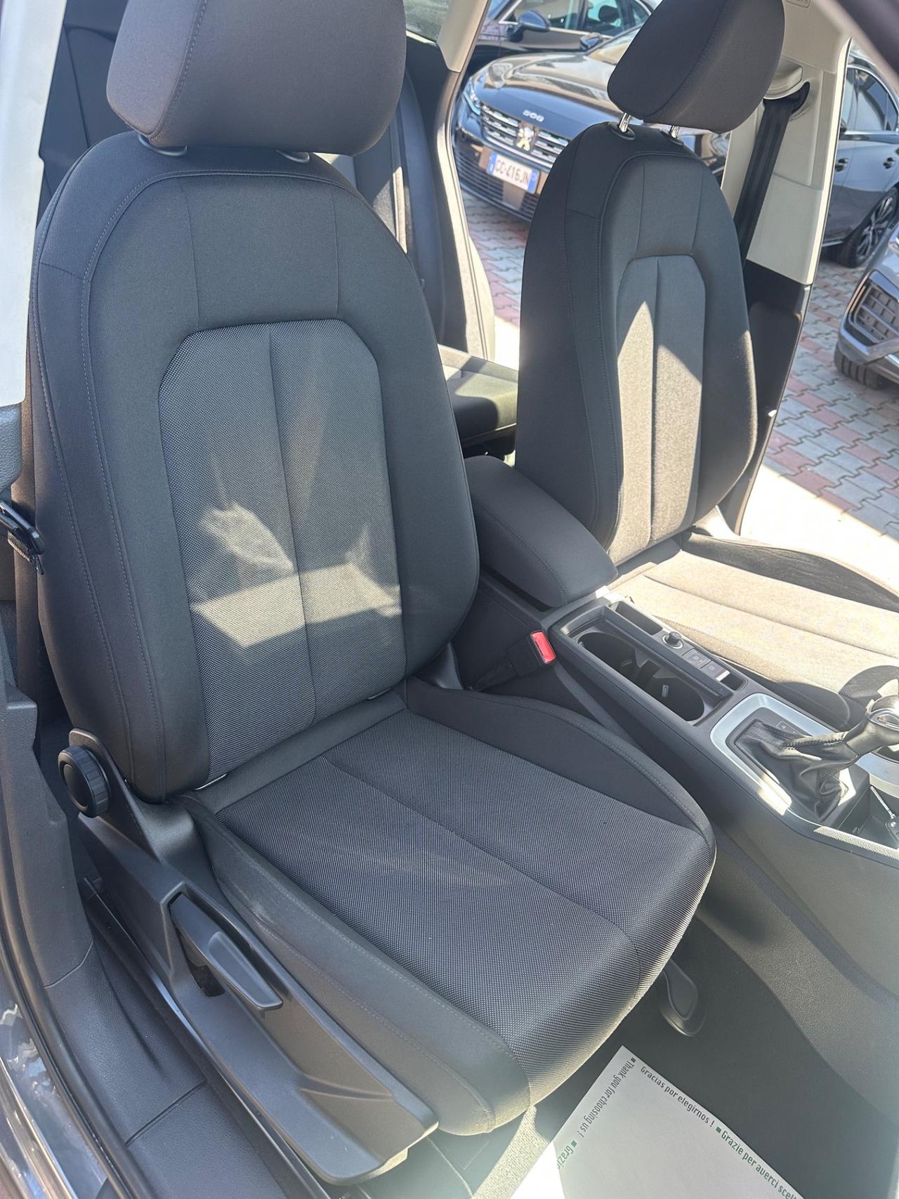 Audi Q3 35 TDI S tronic Business Advanced