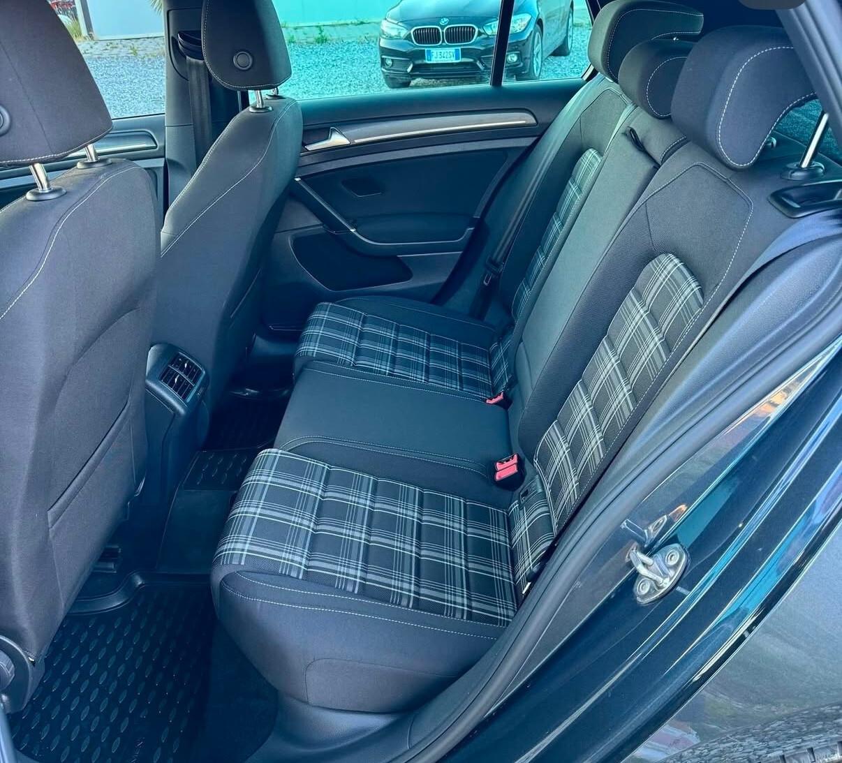 Volkswagen Golf GTD 2.0 TDI DSG 5p. BlueMotion Technology