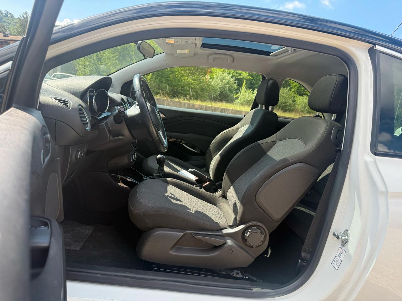 Opel Adam 1.2 70 CV Jam