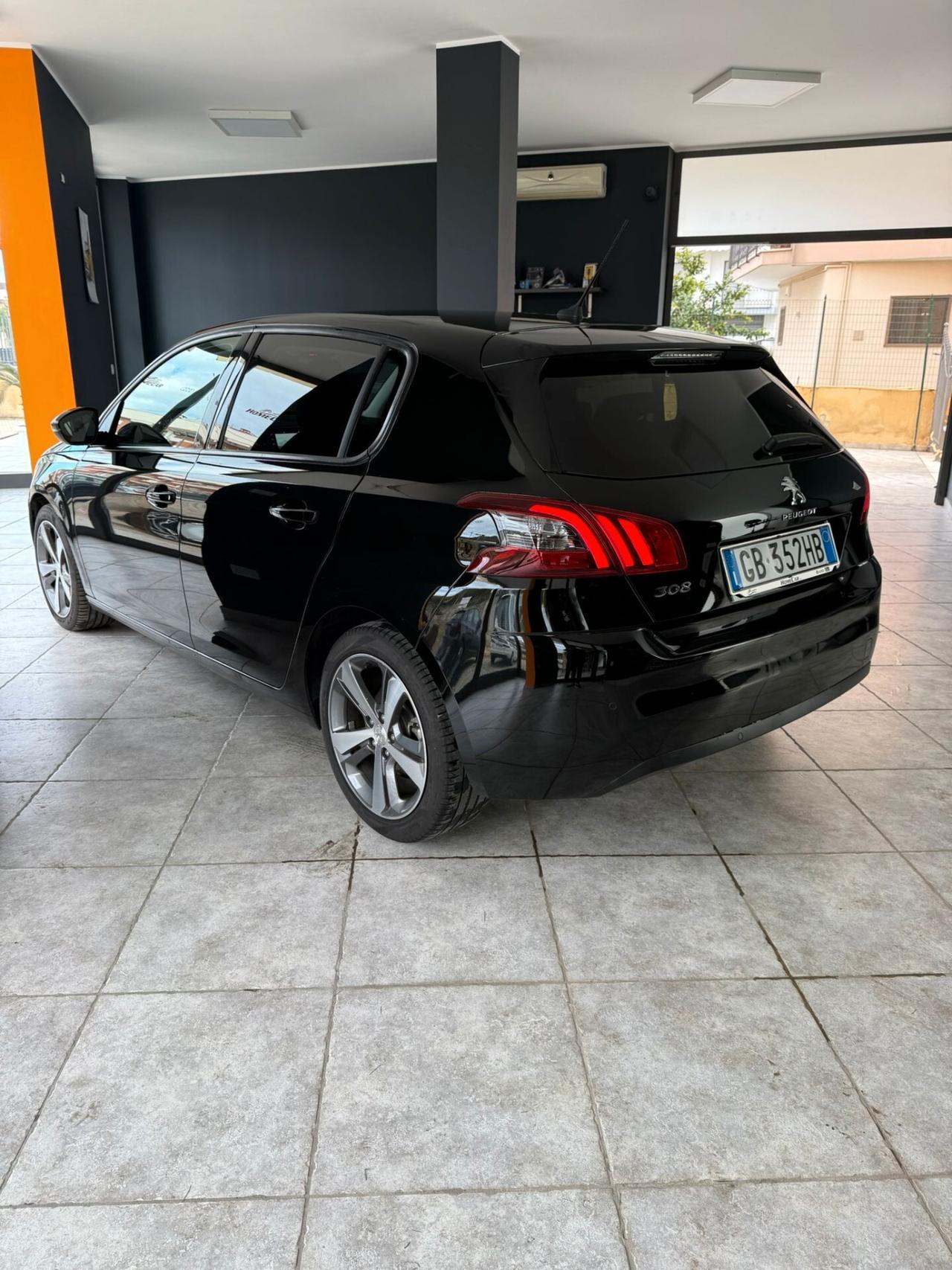 Peugeot 308 BlueHDi 130 S&S EAT8 GT Line AUTOMATICA