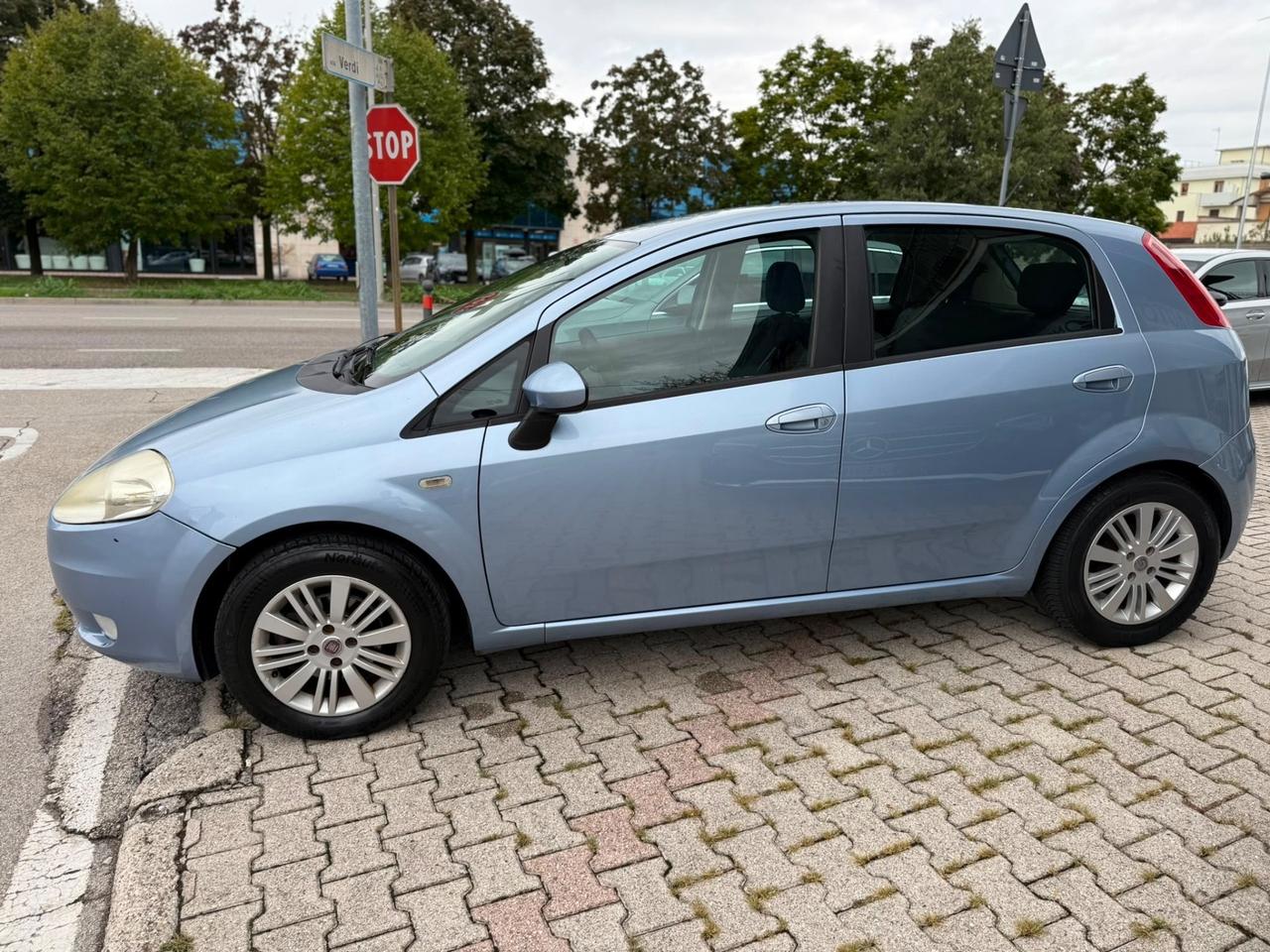 Fiat Grande Punto 1.3 MJT 75 CV 5 porte Active