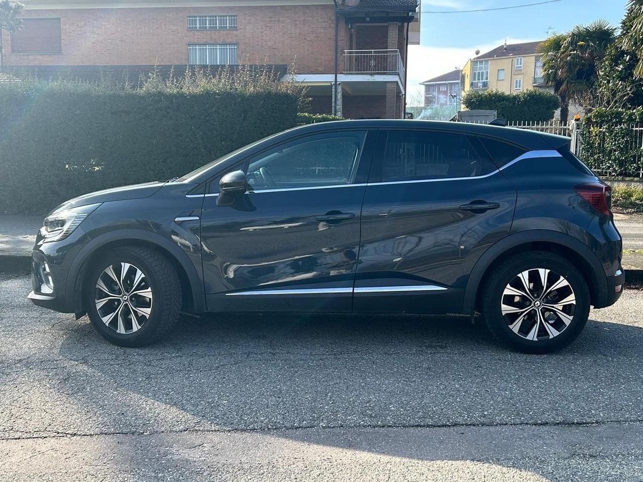 Renault Captur Techno E-TECH 145 HEV #9192