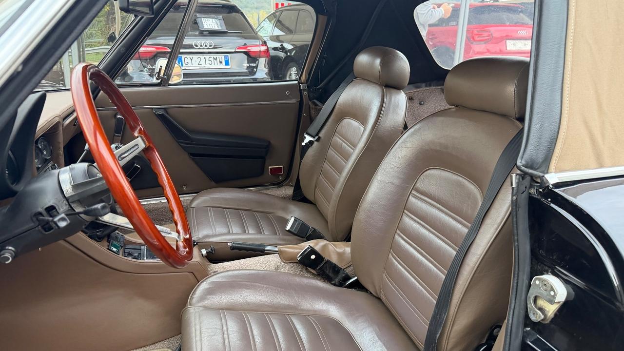 Alfa Romeo Spider 1.6