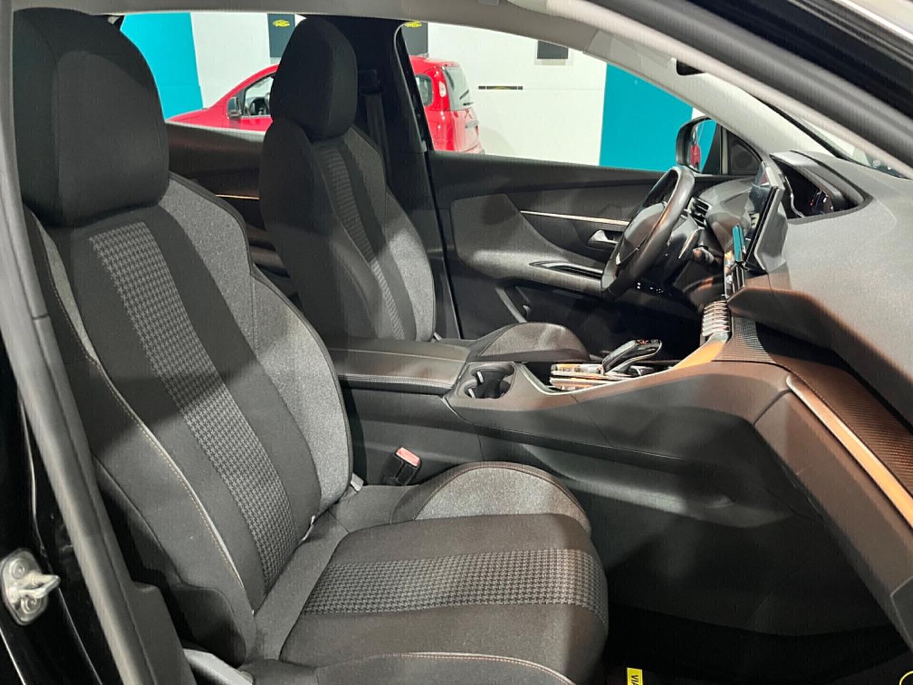 PEUGEOT 3008 FULL LED *KM CERTIFICATI *UNICOPROPRIETARIO