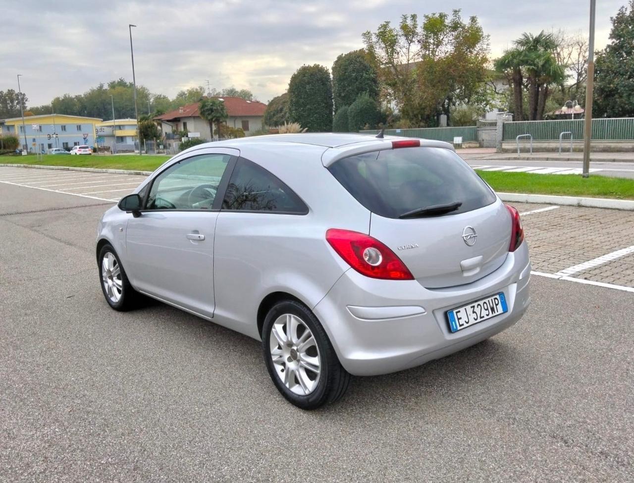 Opel Corsa 1.2 85Cv 3P Sport*Cerchi*Aux*Usb*E5
