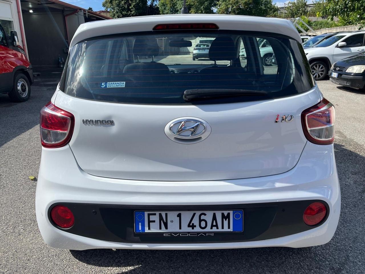 Hyundai i10-1.0 benzina - full-2018