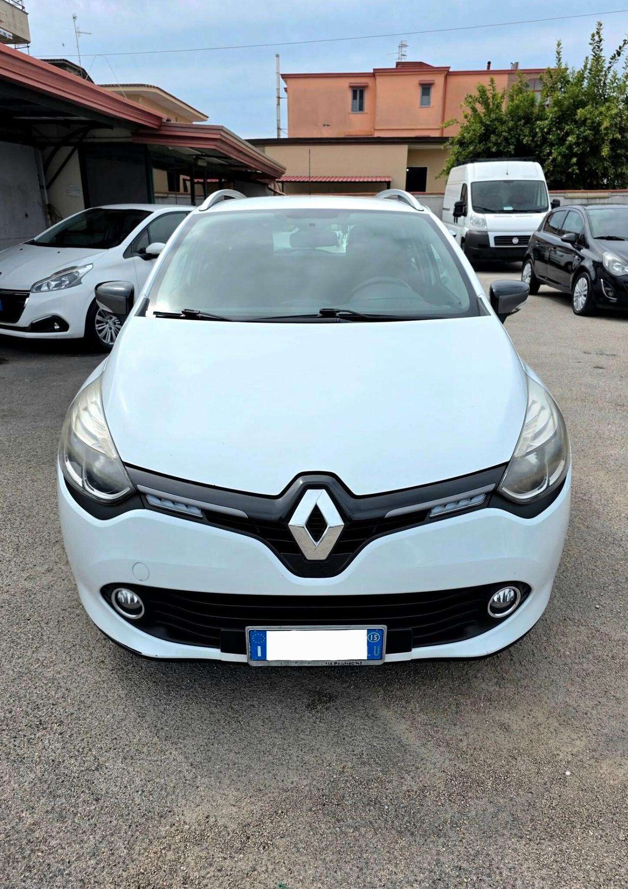 Renault Clio 1.5 dCi 90CV Costume National