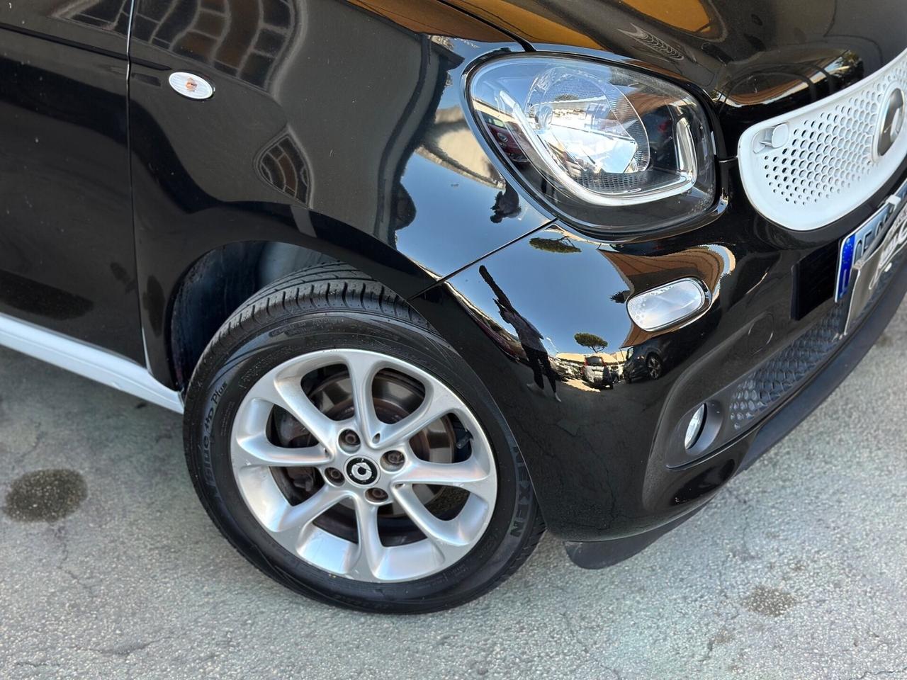 Smart ForFour Passion 1.0 Benzina 71 Cv "Led"