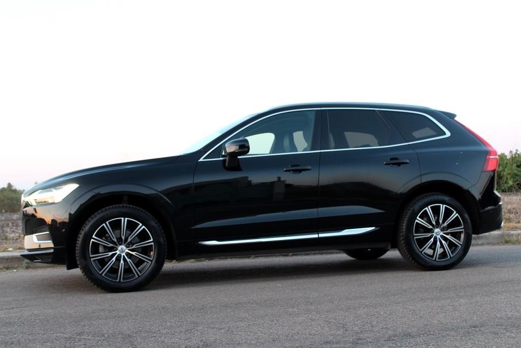VOLVO XC60 2.0 D4 Inscription *Tetto *Luci Ambiente