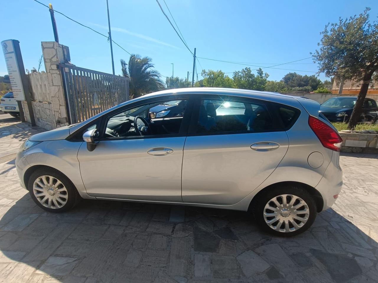 Ford Fiesta 1.2 82 CV 5 porte Titanium