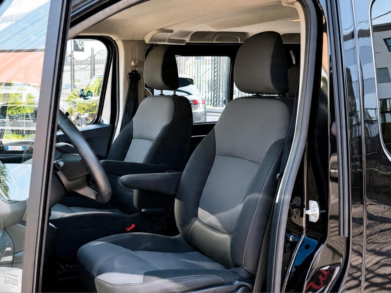 Renault Trafic 2.0 BluedCi 150CV Zen 8 POSTI