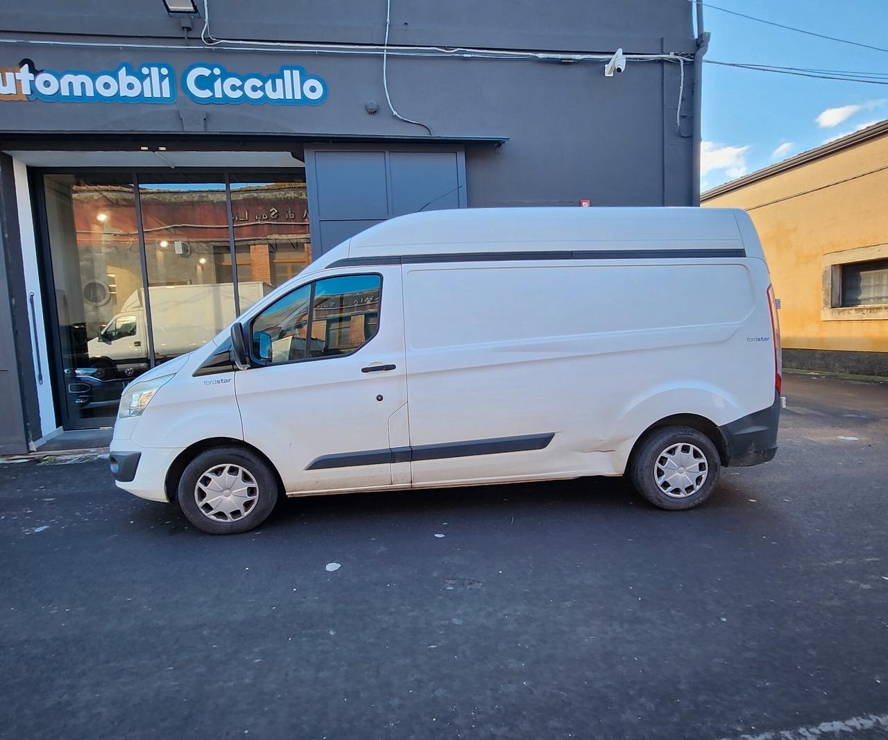 ford transit custom