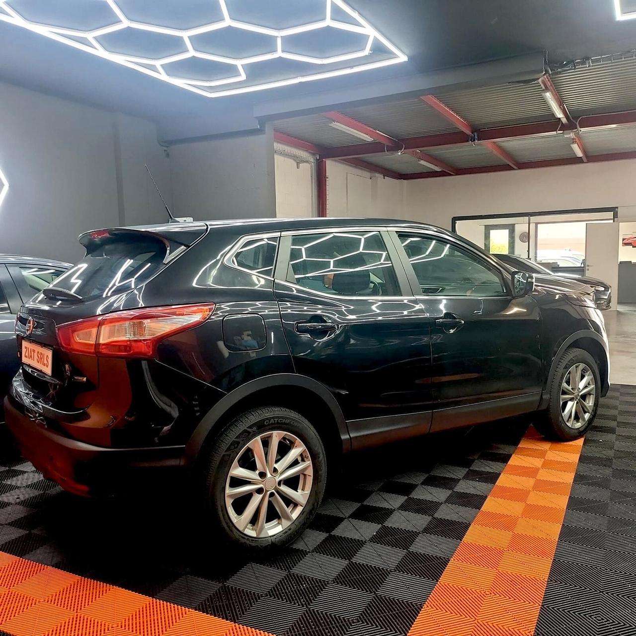 Nissan Qashqai 1.5 dCi Visia anno fine 2015