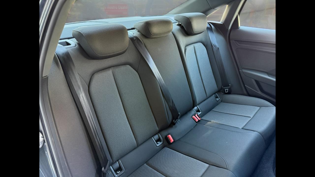 AUDI A3 IV 2020 Sedan - A3 Sedan 30 2.0 tdi Business