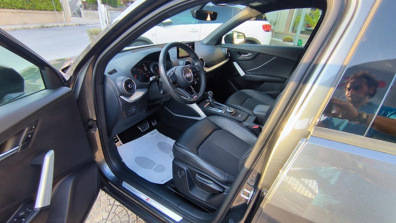Audi Q2 35 TDI S tronic line Edition