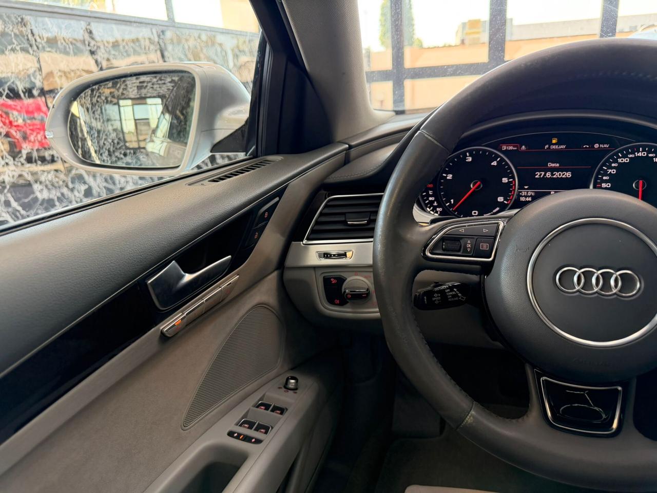 Audi A8 L 3.0 TDI 250 CV clean diesel quattro tiptronic