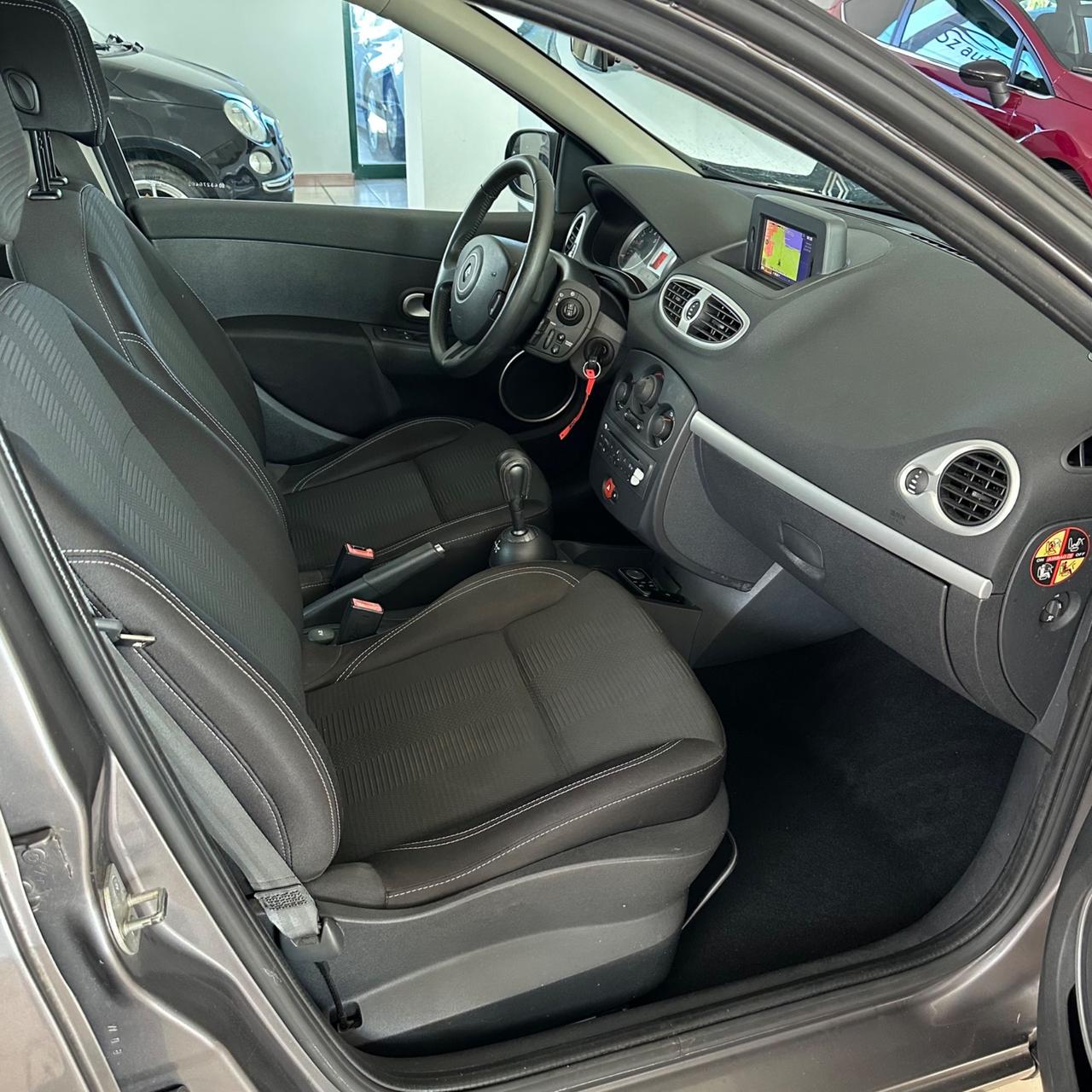 Renault Clio 1.2 16V 5 porte Dynamique AUTOMATICO