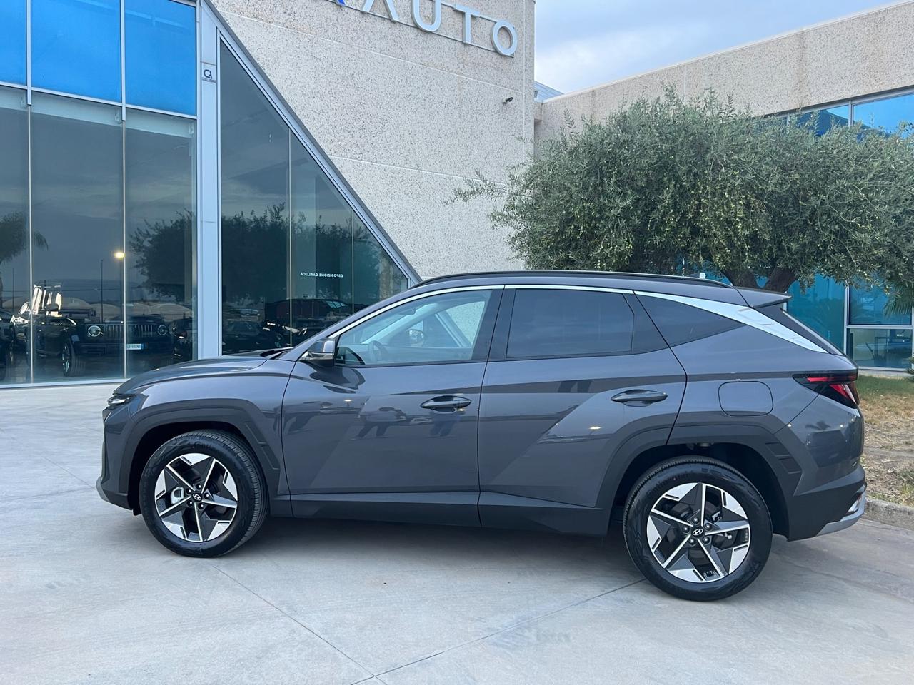 Hyundai TUCSON 1.6 Business possibilità noleggio no scoring