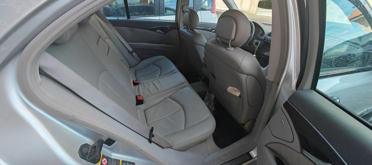 Mercedes-benz E 270 CDI cat Avantgarde