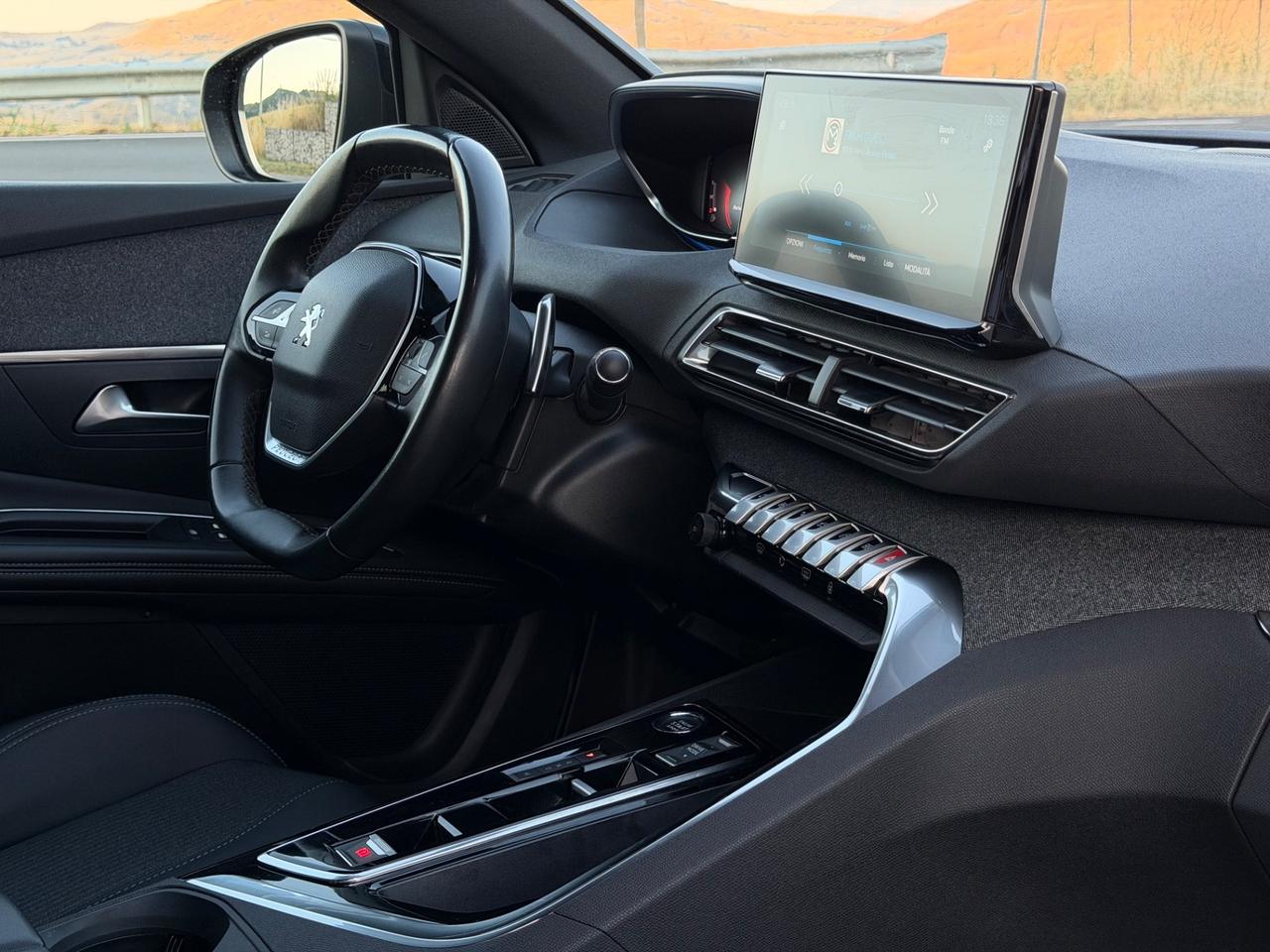 Peugeot 3008 1.5 BlueHDi 130cv 2023 - 81.000km