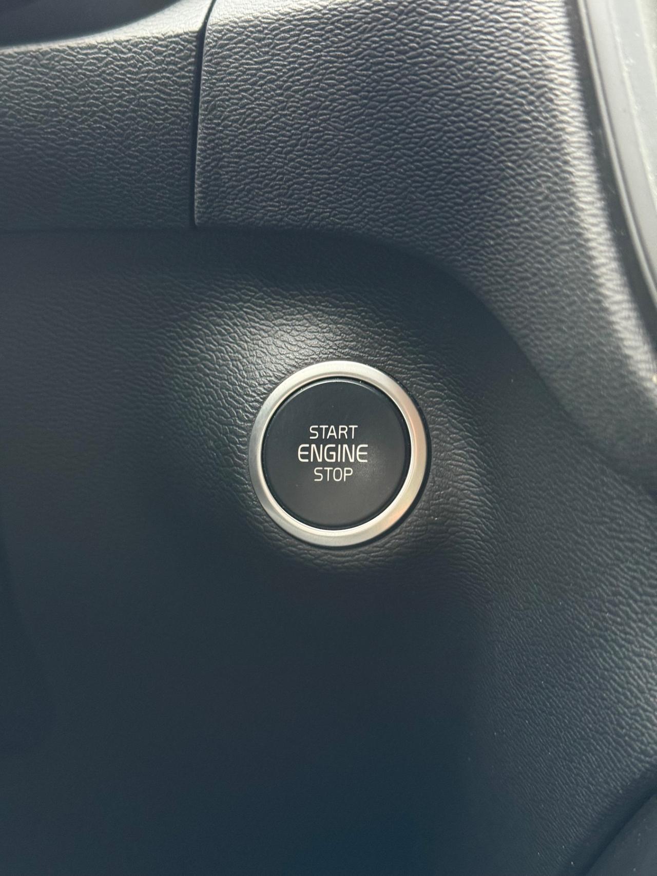 Volvo XC40 2.0 d3 150CV Momentum Geartronic