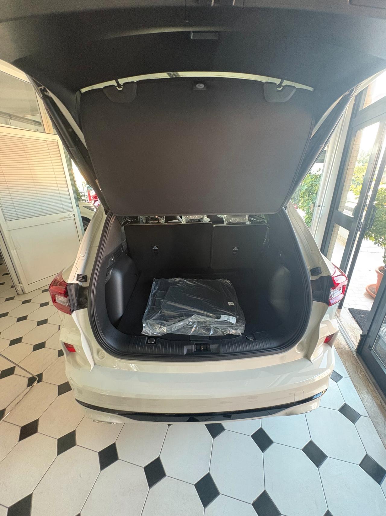 Ford Kuga 2.5 Full Hybrid 180 CV CVT 2WD ST-Line