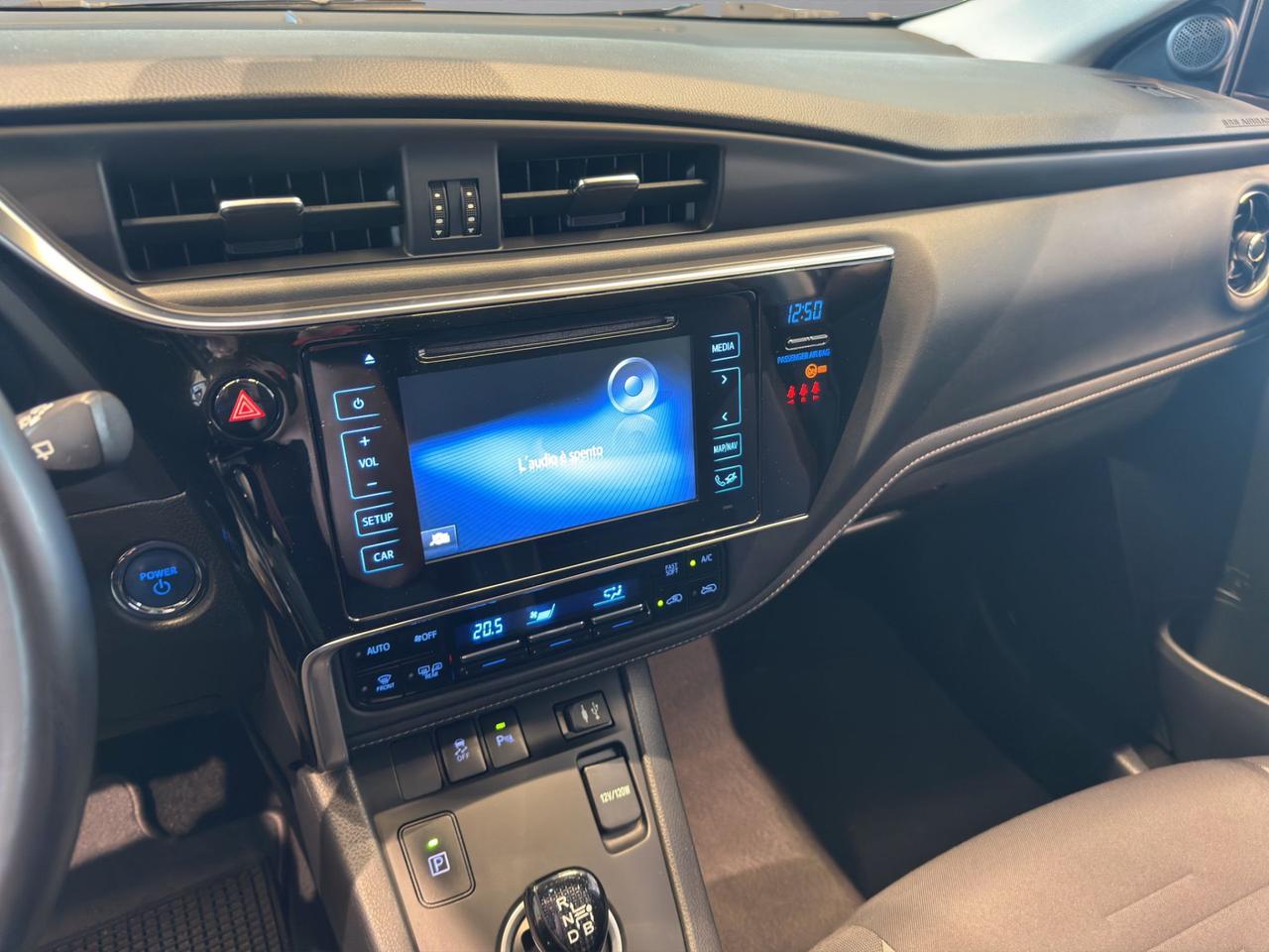 Toyota Auris Touring Sports 1.8h Active cvt