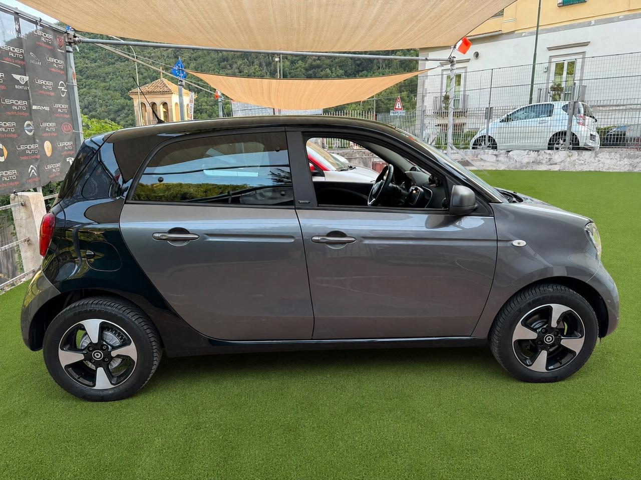 Smart ForFour 1.0 71 cv modello Prime