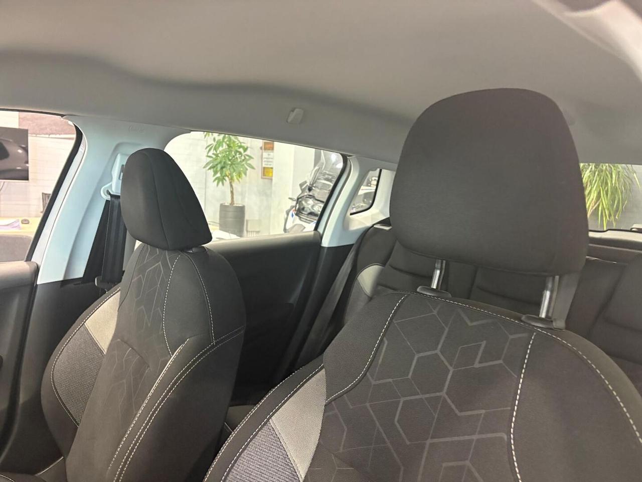 Peugeot 2008 1.6 bluehdi Allure 100cv my16