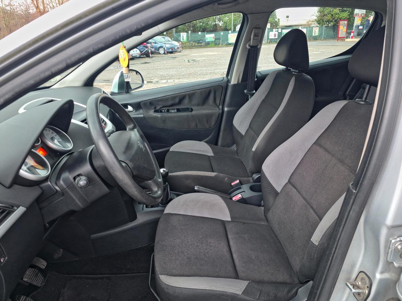 Peugeot 207 1.4 HDi 70CV 5p. ONE Line 2009-E4 Manuale NEO