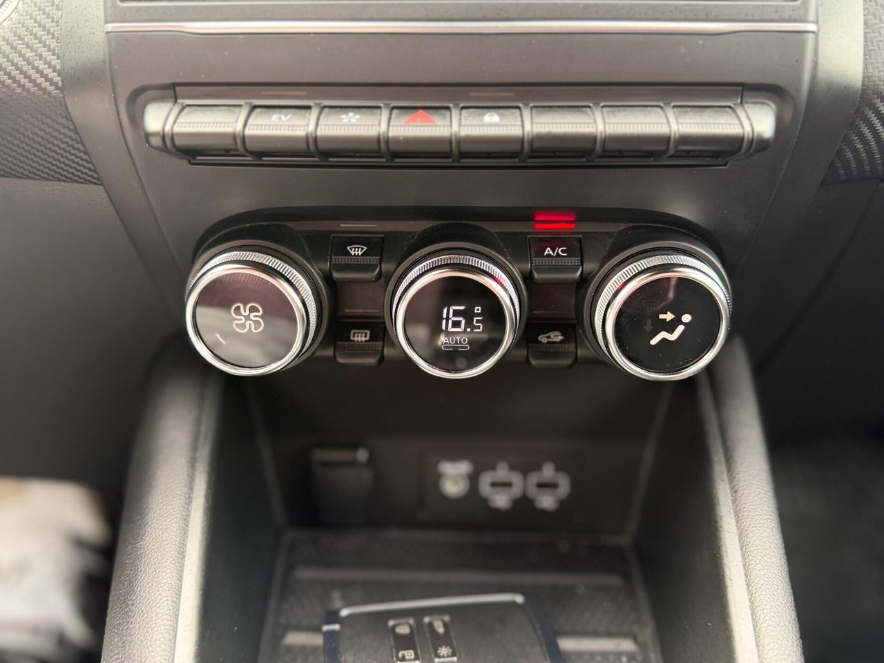 Renault Captur Full Hybrid E-Tech 145 CV RS Line