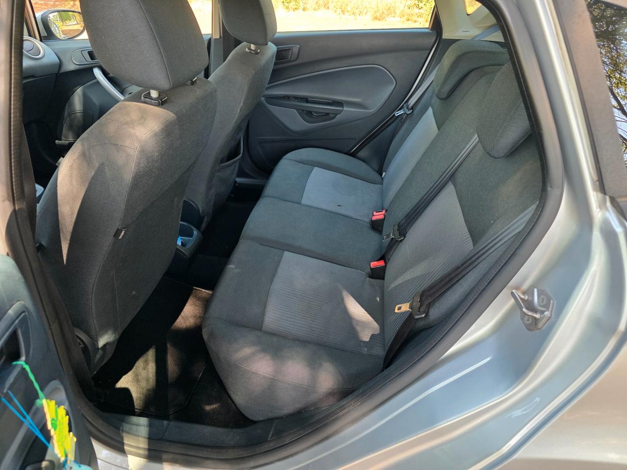 Ford Fiesta 1.4 5 porte Bz.- GPL Titanium