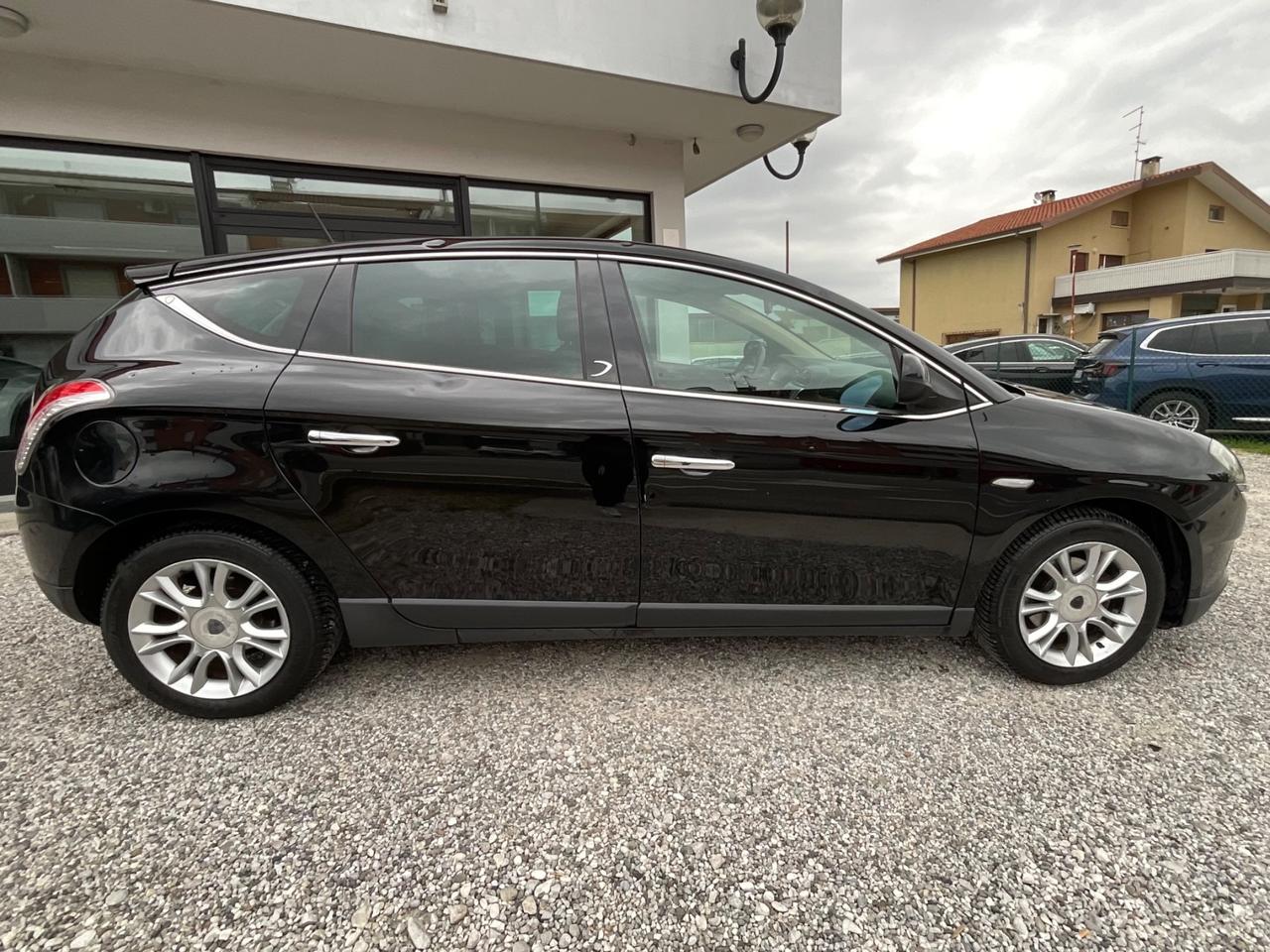 Lancia Delta 1.6 MJT DPF Platino