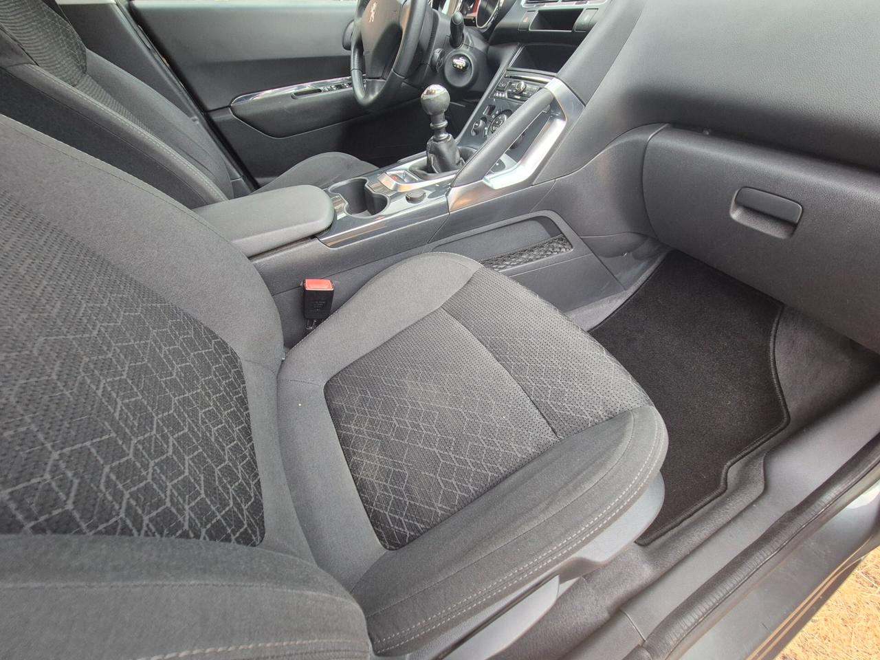 Peugeot 3008 1.6 HDi 115CV Business
