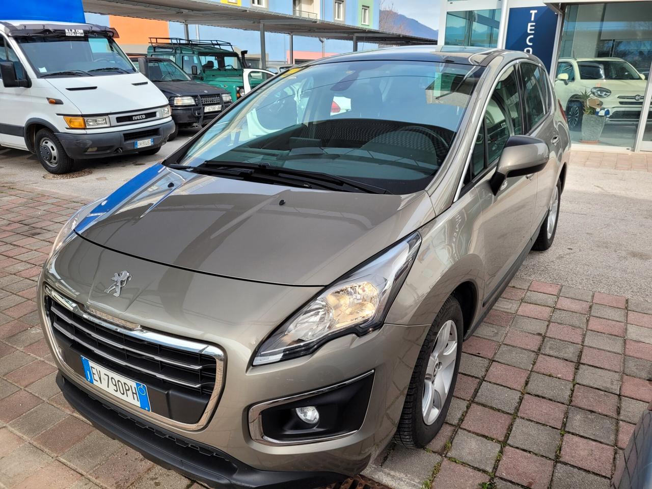 Peugeot 3008 1.6 HDi 115CV Allure