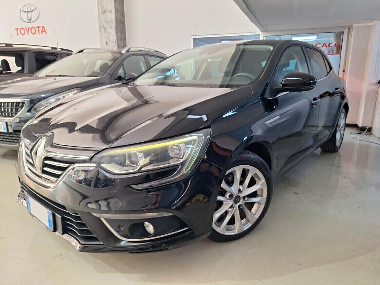 Renault Megane 1.5 dCi 110CV EDC Energy Intens
