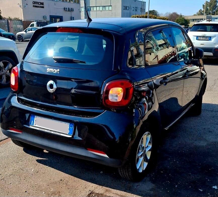 Smart ForFour 70 1.0 Passion