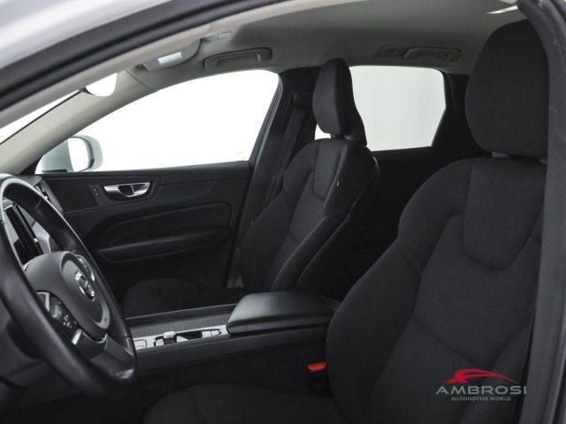 VOLVO XC60 B4 Geartronic Momentum Auto